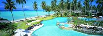 La plage du Phi Phi Island Village Beach Resort